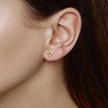 Load image into Gallery viewer, Forget-me-not Earrings Gold
