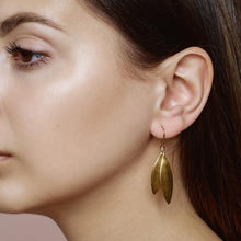 Load image into Gallery viewer, Olive Earrings Gold
